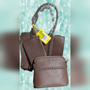 Wrangler Leather Purse with make-up bag and clutch